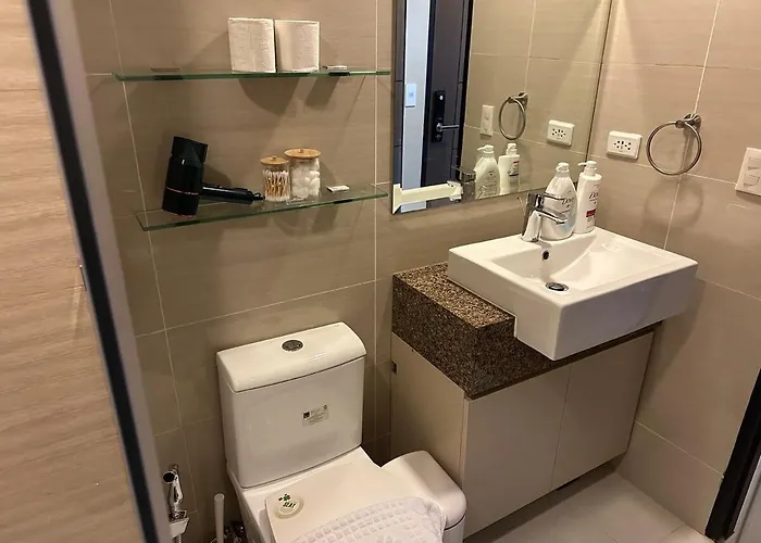 アパートホテル Sunset View In Venice Grand Canal Mall Suite, Pet Friendly, Walking Distance To Venice Mall, 5 Mins Away To Bgc