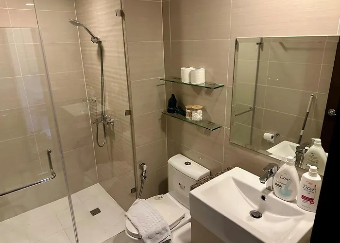 Sunset View In Venice Grand Canal Mall Suite, Pet Friendly, Walking Distance To Venice Mall, 5 Mins Away To Bgc 4*