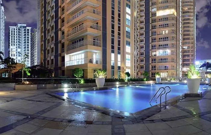 Sunset View In Venice Grand Canal Mall Suite, Pet Friendly, Walking Distance To Venice Mall, 5 Mins Away To Bgc アパートホテル