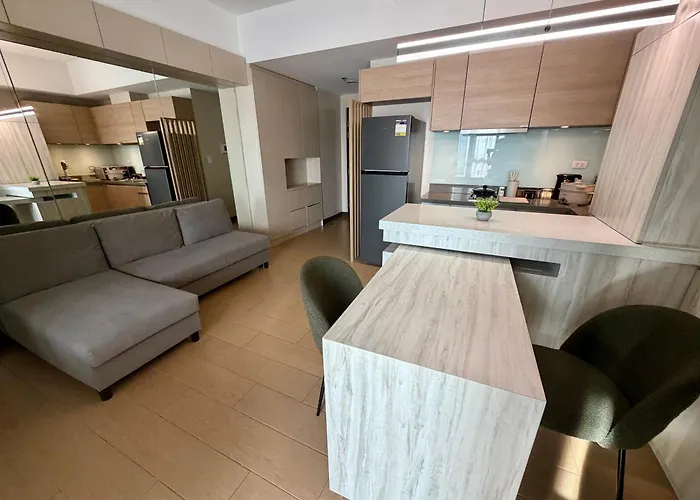 Sunset View In Venice Grand Canal Mall Suite, Pet Friendly, Walking Distance To Venice Mall, 5 Mins Away To Bgc 4*