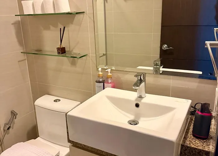 アパートホテル Sunset View In Venice Grand Canal Mall Suite, Pet Friendly, Walking Distance To Venice Mall, 5 Mins Away To Bgc 4*